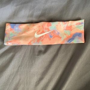 Nike headband